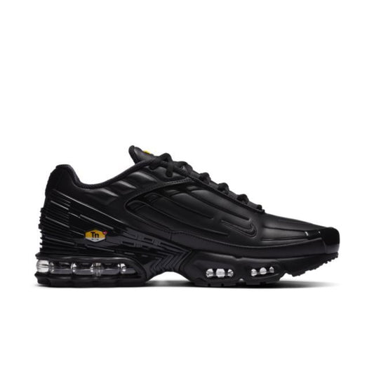 NIKE AIRMAX PLUS 3 
NIKE AIRMAX PLUS 
Nike airmax plus 
Nike airmax plus 3