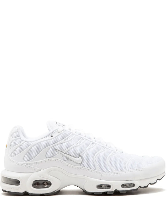 Nike airmax plus triple white 
Nike TN 
Nike tn 
Nike airmax plus white 
Nike airmax plus TN