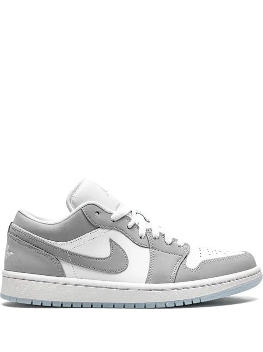 Air jordan 1 wolf grey 
Air jordan 1 low 
Air jordan 1 low grey